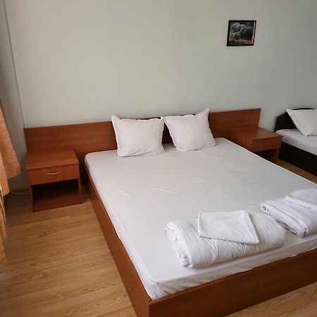 Provans Famili Hotel Letnitsa 외부 사진